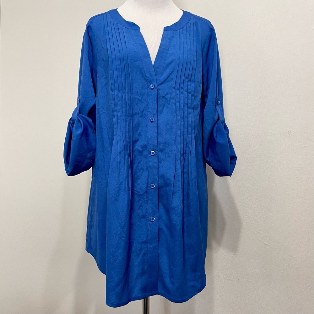 BCBGMAXAZRIA Blue Collarless Roll Tab Sleeve Button Down Top